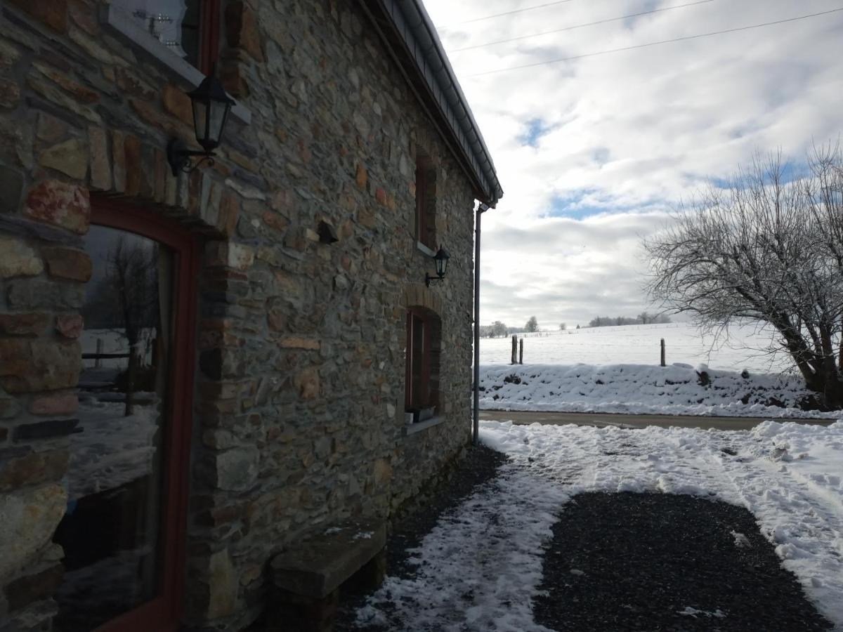Gite Le Cheval Ardennais Gouvy Exteriör bild